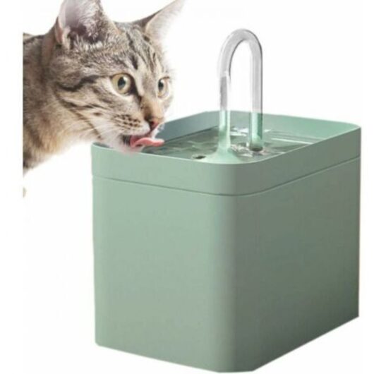 Cat Water Fountain, Ultra Quiet 1.5L Wireless Cat Water Fountain, Cat Pet Water Fountain with Filter for Cats Birds Dogs