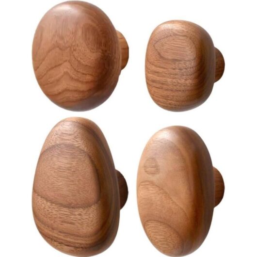 Wooden Wall Hooks, 4 Pieces Wooden Coat Hooks, Decorative Wall-Mounted Coat Hooks, Handmade Wooden Wall Hanger