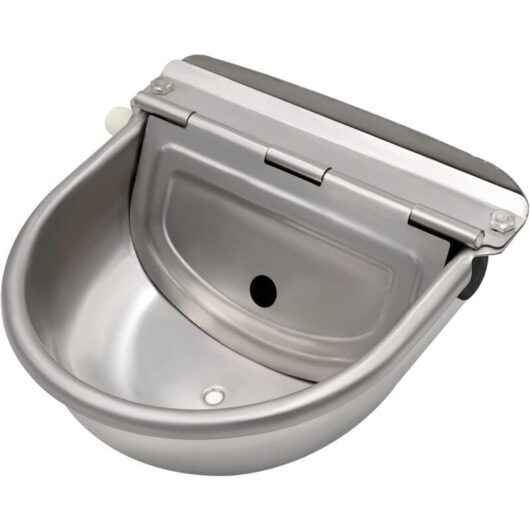 1 automatic stainless steel waterer with adjustable floating valve, for livestock, horses, and dogs, for outdoor use on farms and stables